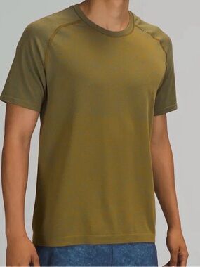 🌿 Lululemon Metal Vent Tech 2.0 Short Sleeve Olive Green Yellow Shirt Size XS